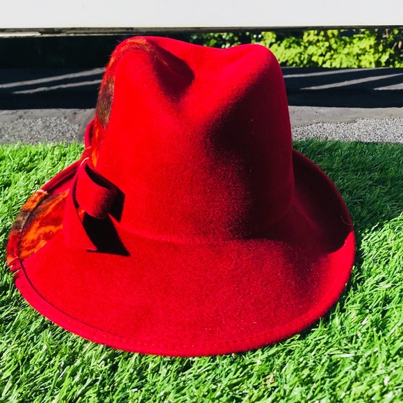 Anna Rizzo Hats - Picture 4 of 8